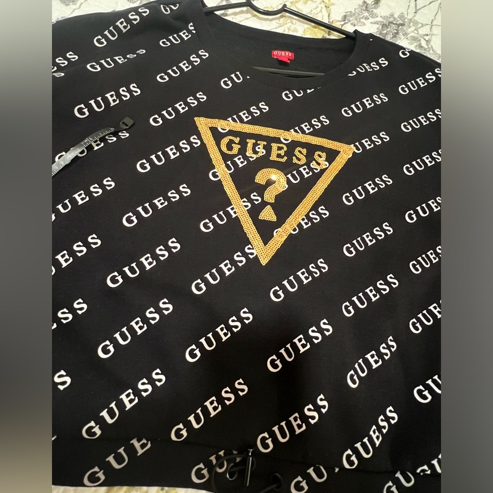 GUESS SWEATSHIRT - Picture 9 of 9